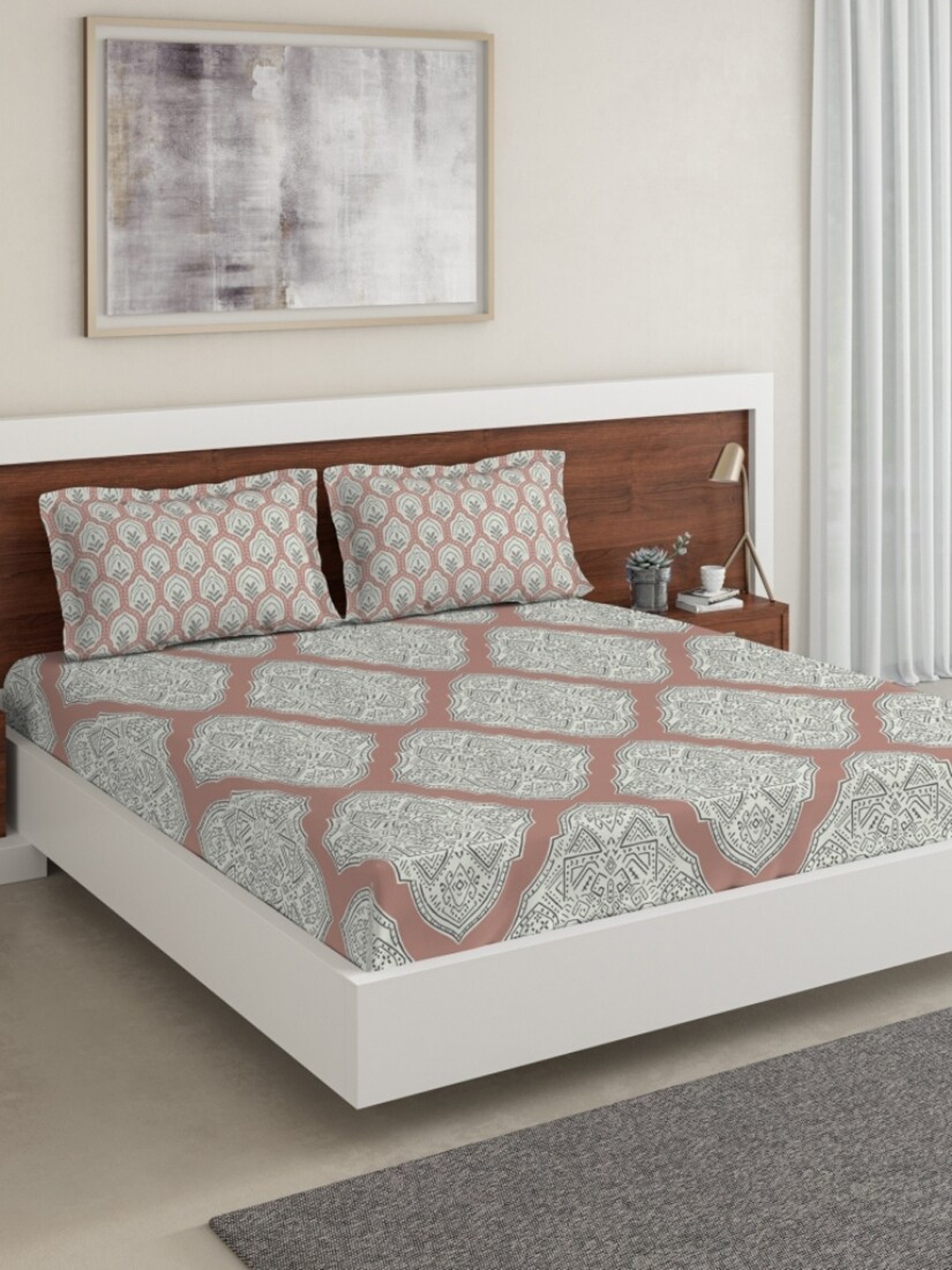 DDecor White & Black Printed 144 TC Queen Bedsheet with 2 Pillow Covers