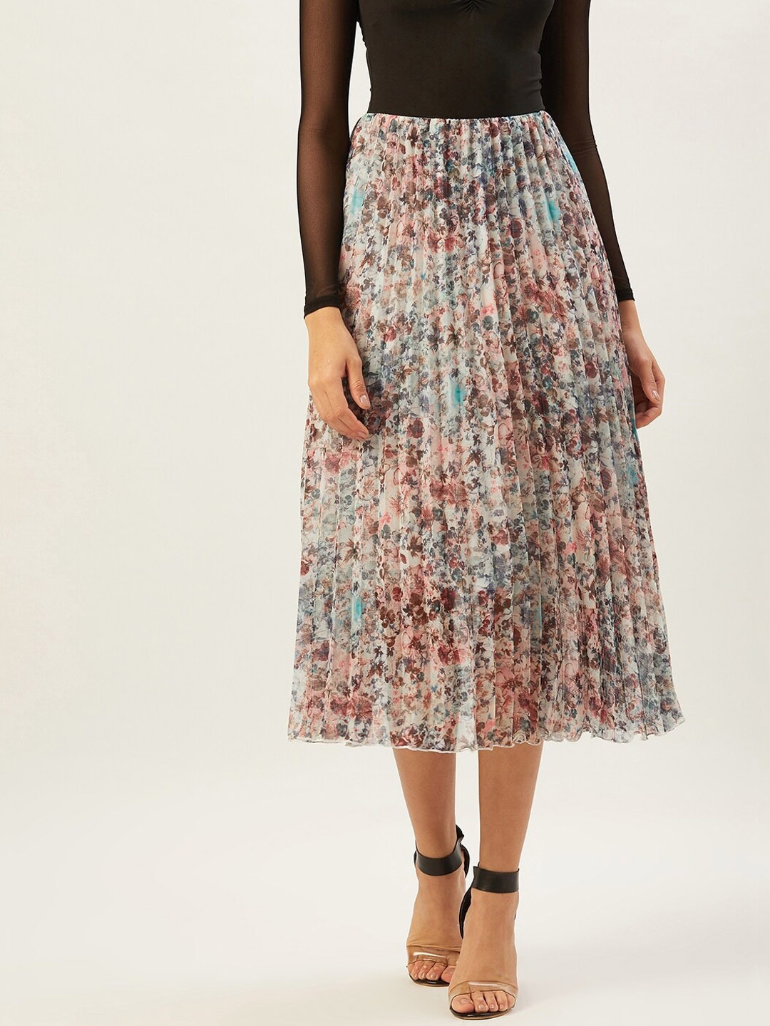 ANVI Be Yourself Women White & Peach-Coloured Floral Printed Accordion Pleated Flared Skirt
ANVI Be Yourself Women White & Peach-Coloured Floral Printed Accordion Pleated Flared Skirt