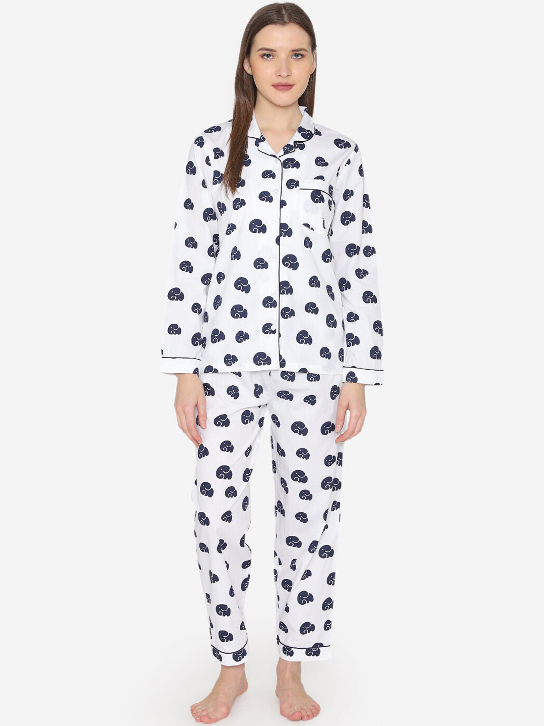 Fluffalump Women White & Navy Blue Printed Night suit
Fluffalump Women White & Navy Blue Printed Night suit