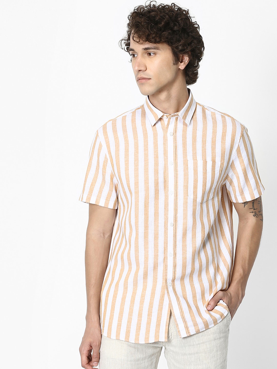 Celio Men Yellow Regular Fit Striped Casual Shirt