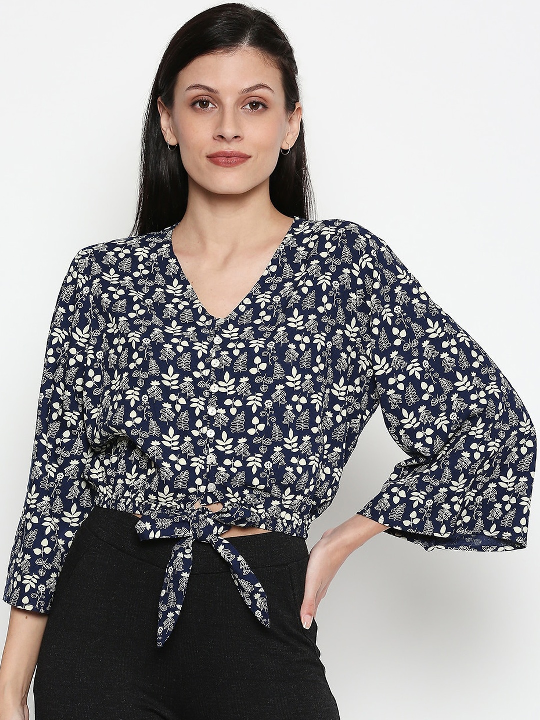 People Women Navy Blue & Off-White Floral Printed Top