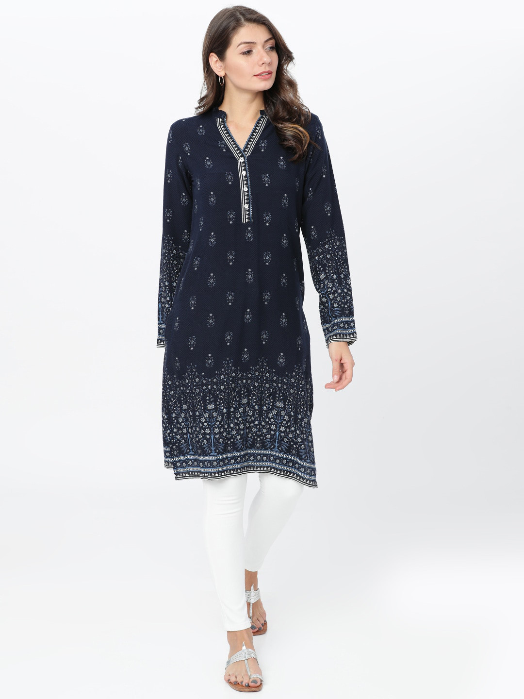 Vishudh Women Navy Blue & White Printed Tunic 
Vishudh Women Navy Blue & White Printed Tunic