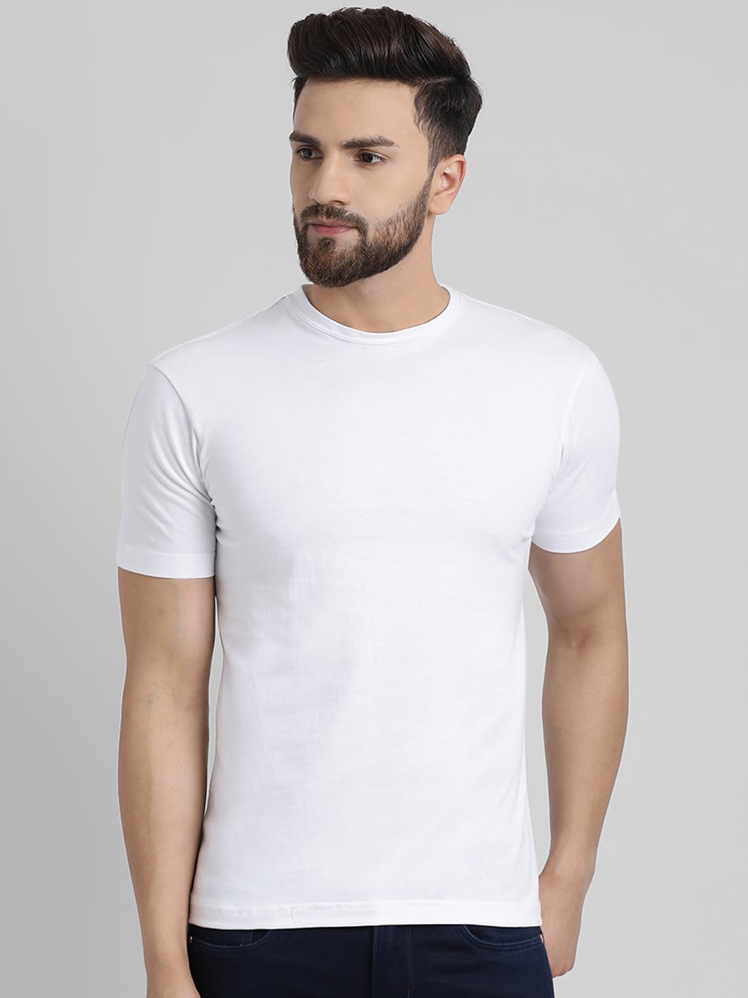 GRACIT Men White Solid Round Neck T-shirt