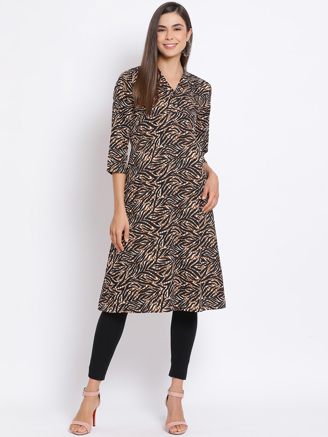 Oxolloxo Geometric Printed V neck Kurta, Black