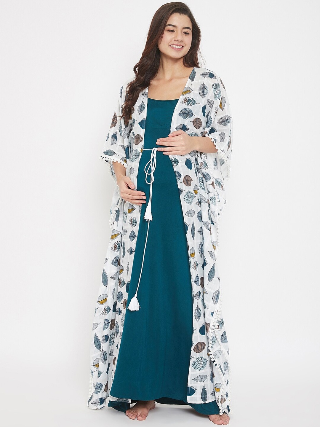 The Kaftan Company Women White & Teal Blue Solid Maternity Nightdress With Printed Robe
The Kaftan Company Women White & Teal Blue Solid Maternity Nightdress With Printed Robe
