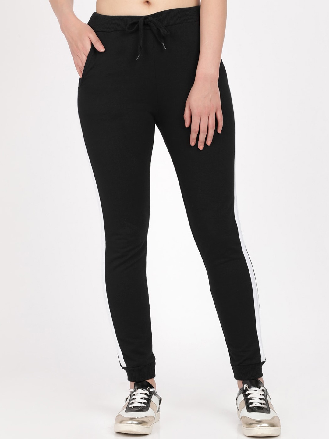 BEVERLY BLUES Women Black Solid Slim Fit Joggers