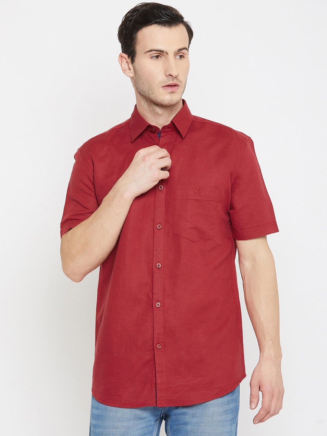 Crimsoune Club Men Red Slim Fit Solid Casual Shirt