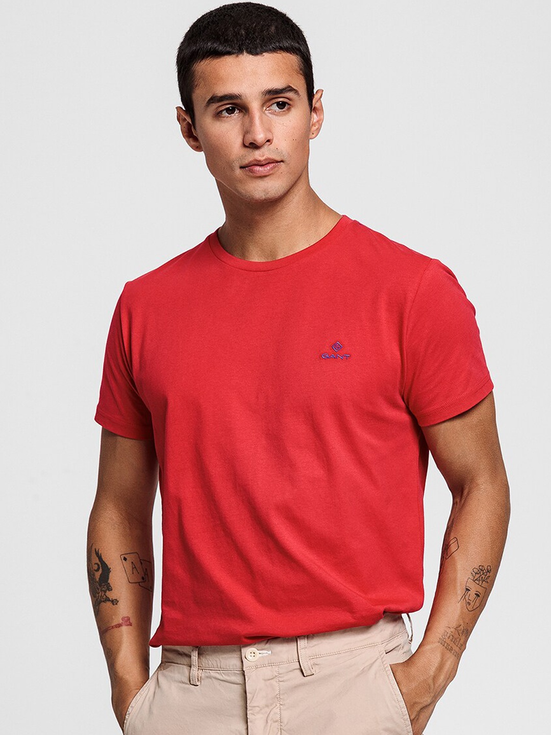 GANT Men Red Colourblocked Round Neck T-shirt
