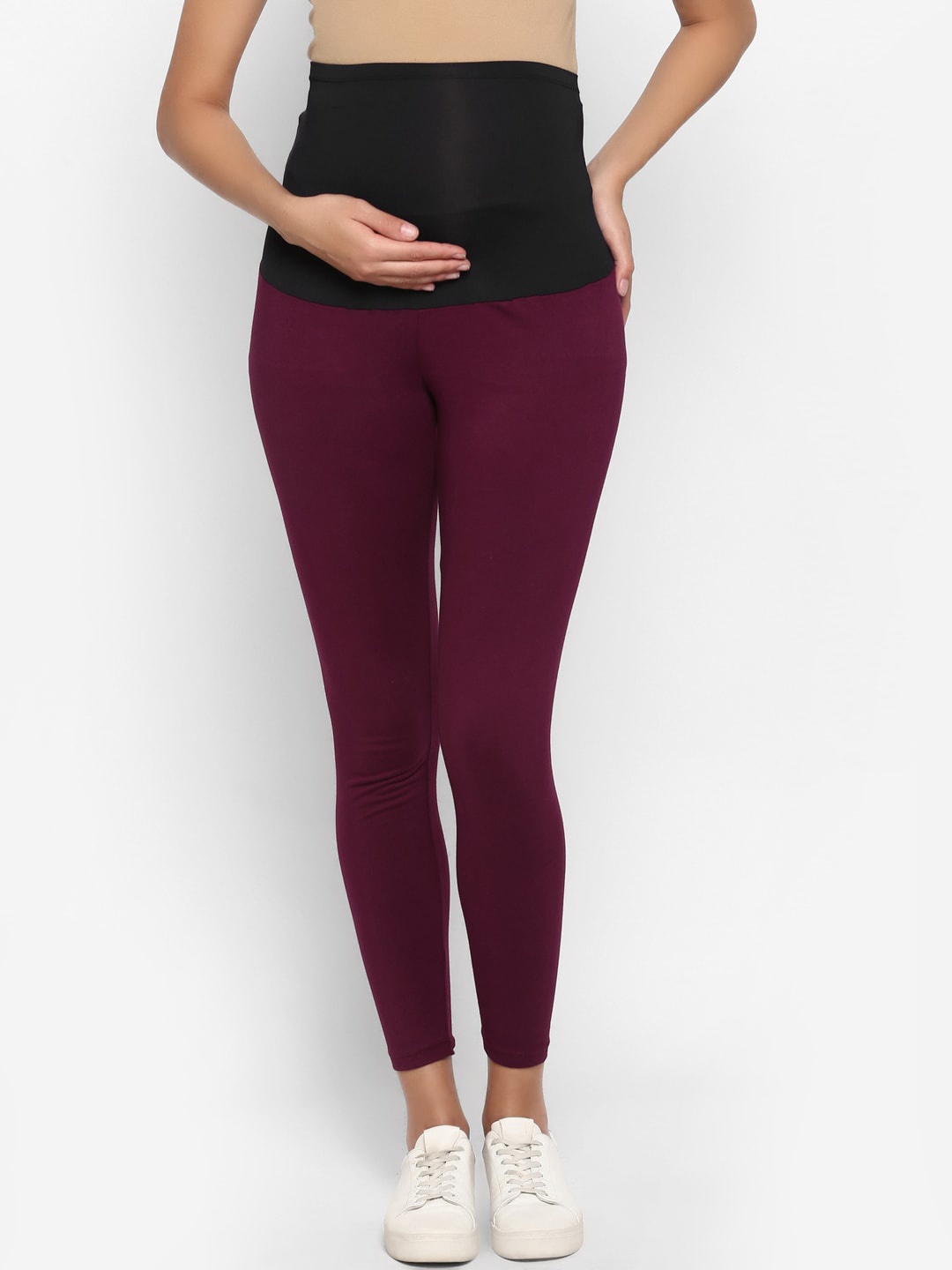 Momsoon Maternity Women Black & Burgundy Colourblocked Ankle-Length Maternity Leggings
Momsoon Maternity Women Black & Burgundy Colourblocked Ankle-Length Maternity Leggings