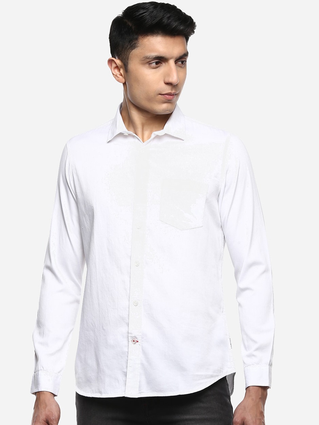 Red Chief Men White Slim Fit Solid Casual Shirt