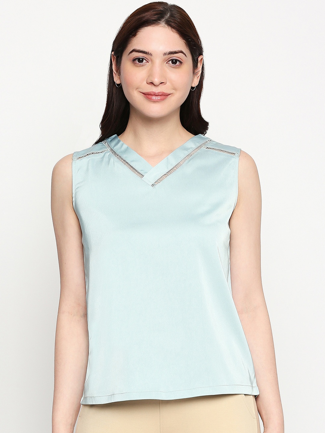 inocenCia Women Green Solid Top
