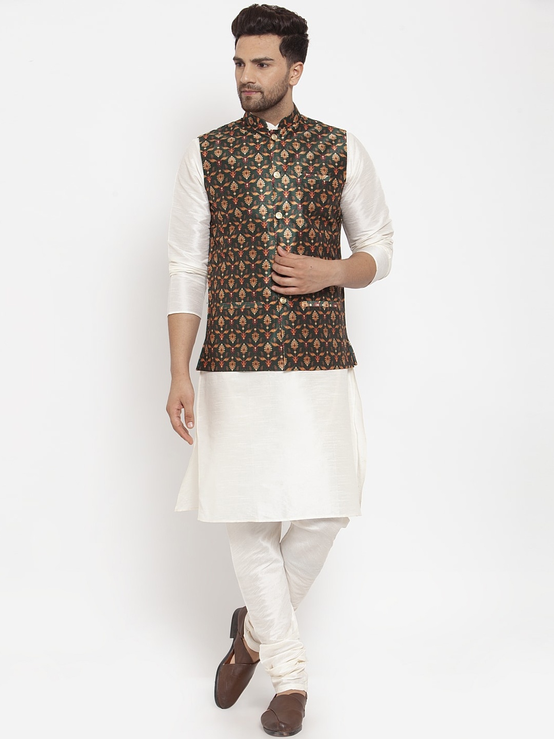 GRACIT Men Off-White & Green Kurta with Pyjamas & Nehru Jacket