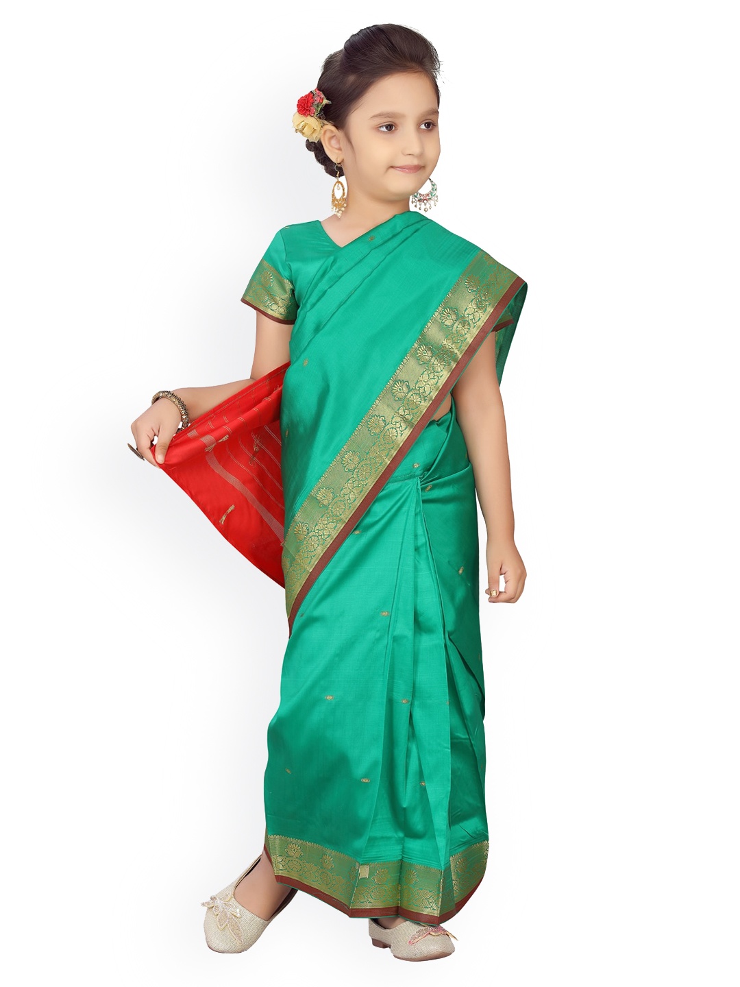 Aarika Sea Green & Gold-Toned Pure Silk Woven Design Ready To Wear Kanjeevaram Saree
Aarika Sea Green & Gold-Toned Pure Silk Woven Design Ready To Wear Kanjeevaram Saree