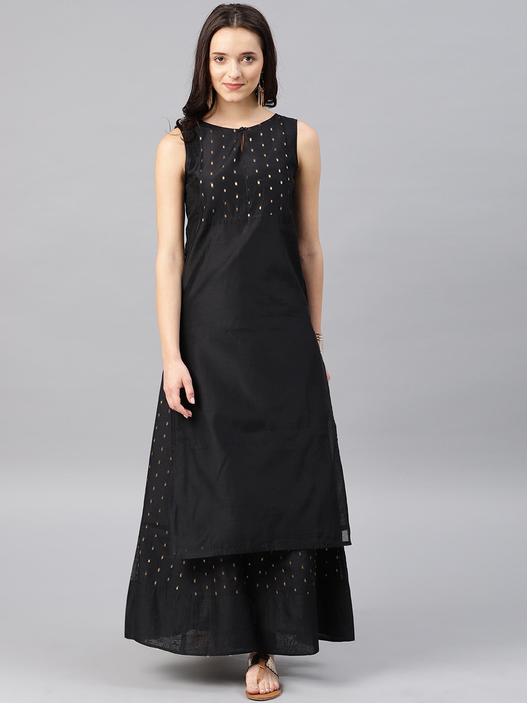 Desi Weavess Women Black Geometric Yoke Design Thread Work Kurta
