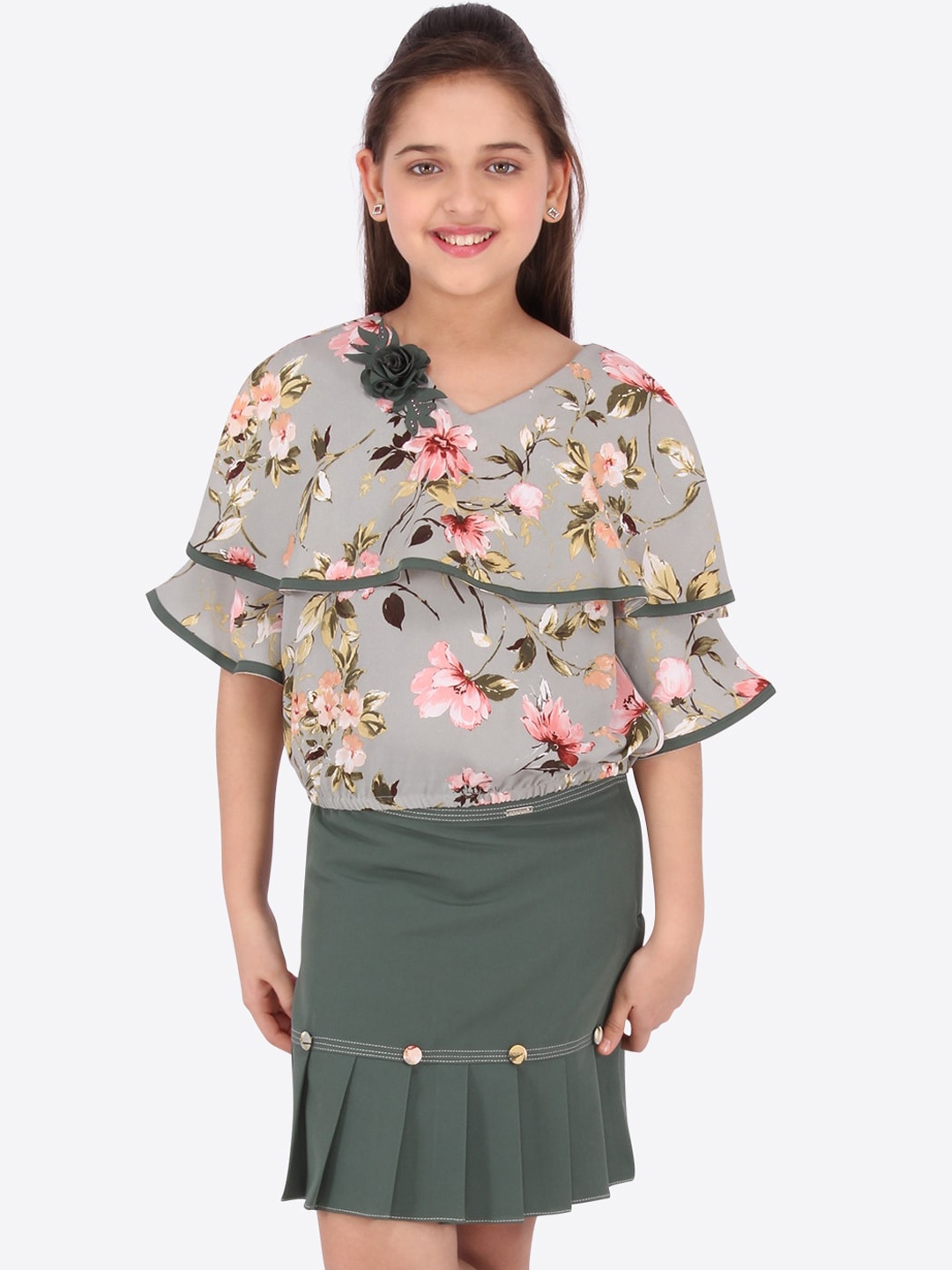 CUTECUMBER Girls Grey & Green Printed Top with Skirt