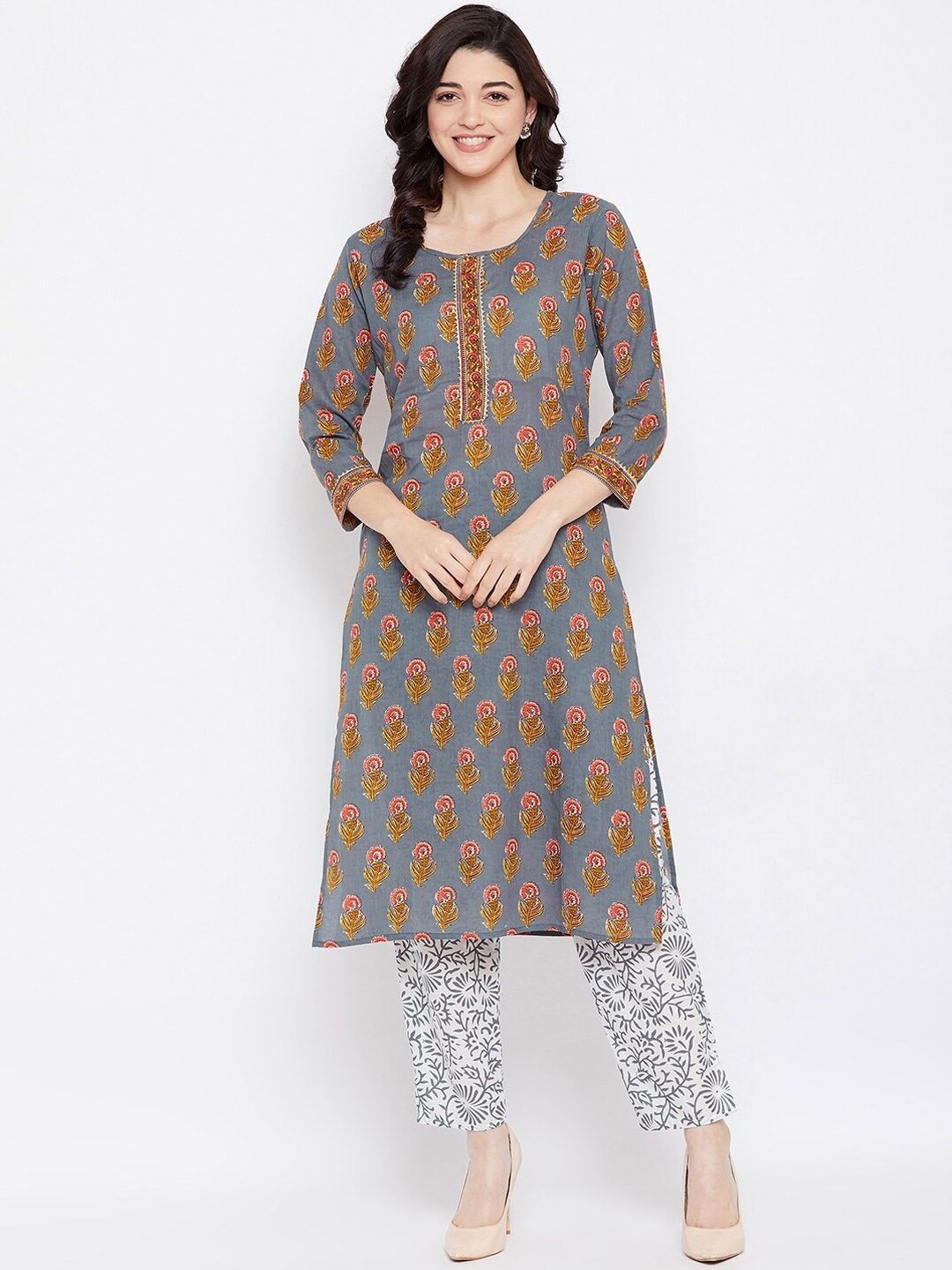 AgrohA Women Grey & White Printed Kurta with Trousers