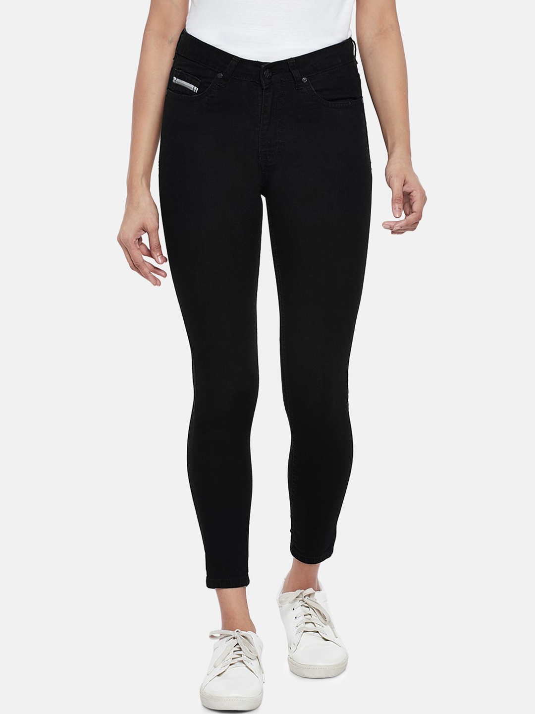People Women Black Skinny Fit Mid-Rise Clean Look Jeans