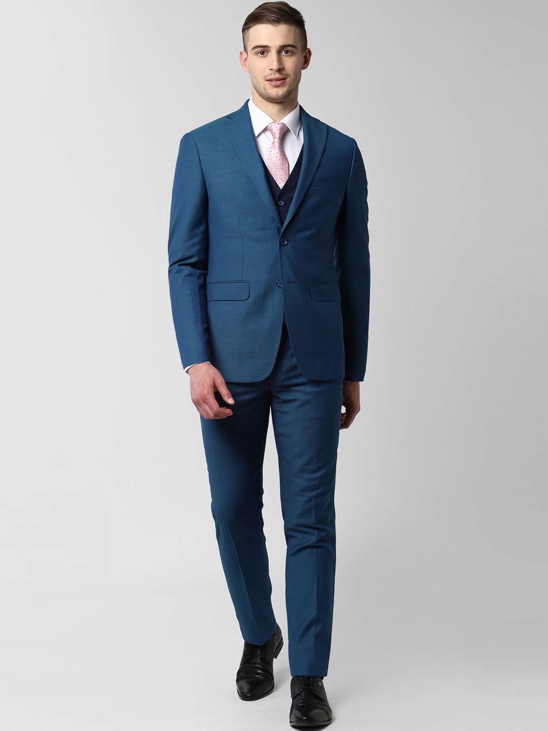 Peter England Elite Men Blue Self-Design Slim-Fit Single-Breasted Two Piece Formal Suit
Peter England Elite Men Blue Self-Design Slim-Fit Single-Breasted Two Piece Formal Suit