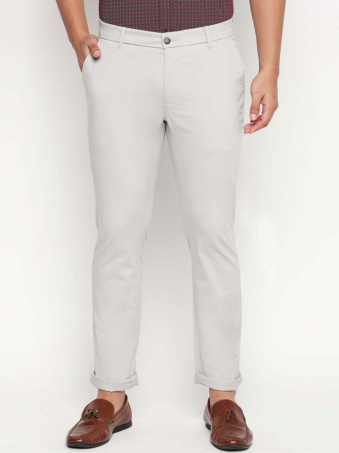 Basics Men Grey Tapered Fit Solid Regular Trousers