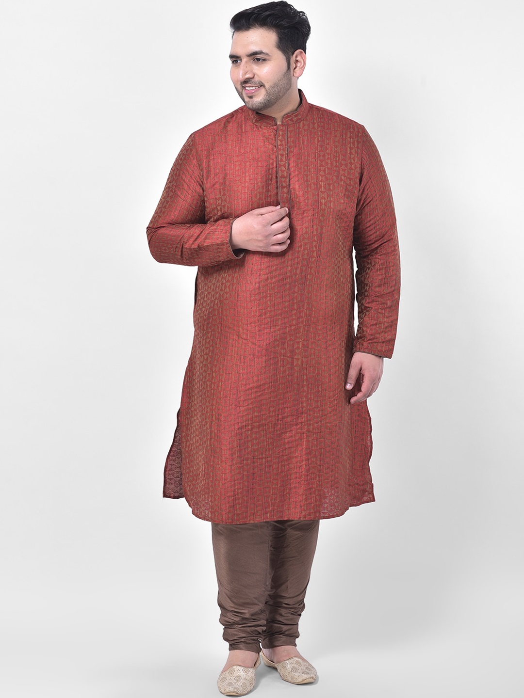 DEYANN PLUS Men Maroon Woven Design Kurta with Churidar