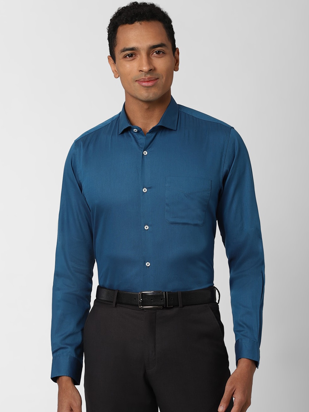 Peter England Men Blue Regular Fit Self Design Formal Shirt