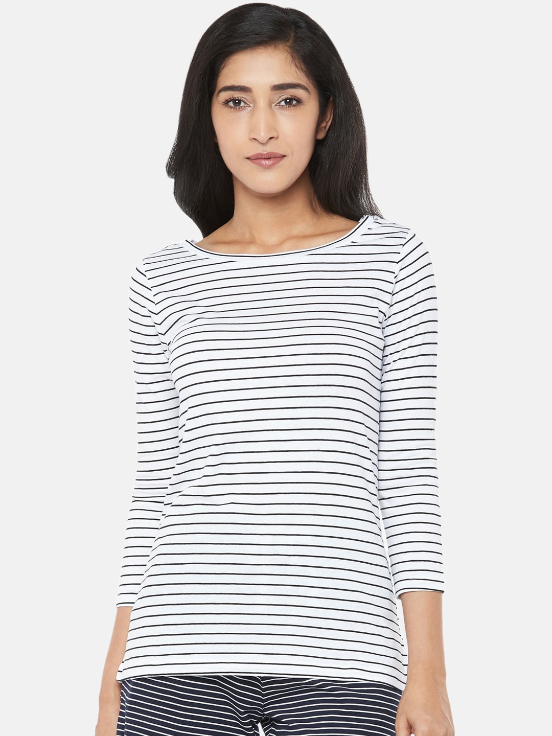 Dreamz By Pantaloons White & Navy Blue Striped Pure Cotton Lounge T-shirt 8905172266440
Dreamz By Pantaloons White & Navy Blue Striped Pure Cotton Lounge T-shirt 8905172266440