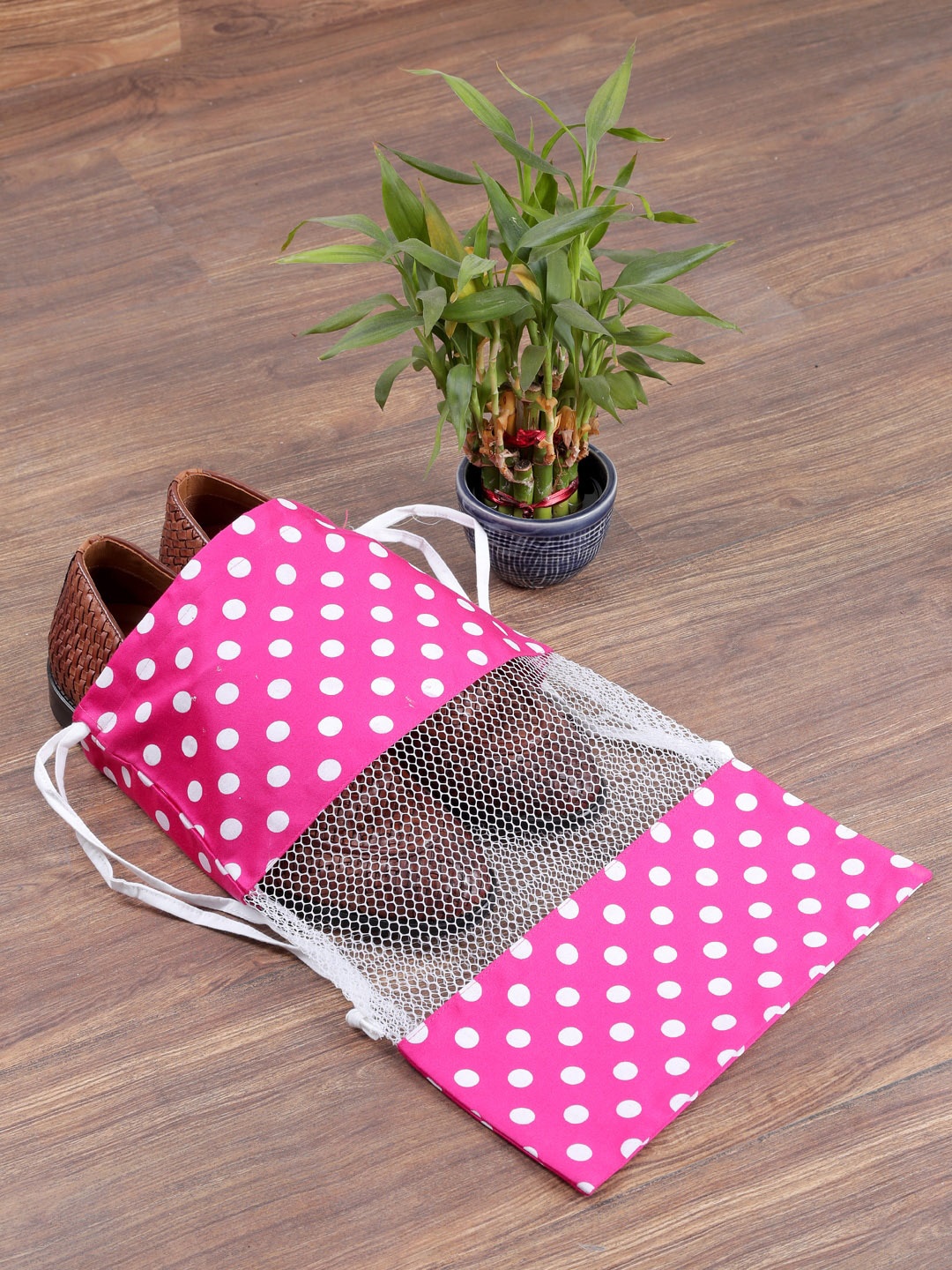 My Gift Booth Set Of 9 Pink & White Polka Dot Printed Reusable Shoe Covers