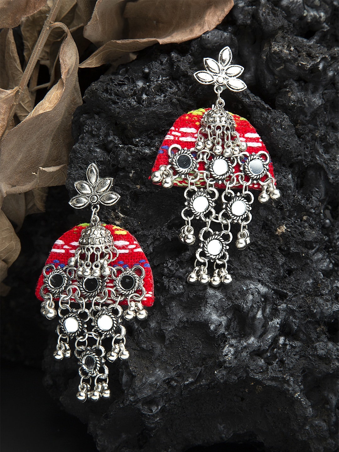 Moedbuille Mirrors Studded Handwoven Design Oxidised Silver Plated Handcrafted Chandbalis, Red
Moedbuille Mirrors Studded Handwoven Design Oxidised Silver Plated Handcrafted Chandbalis, Red