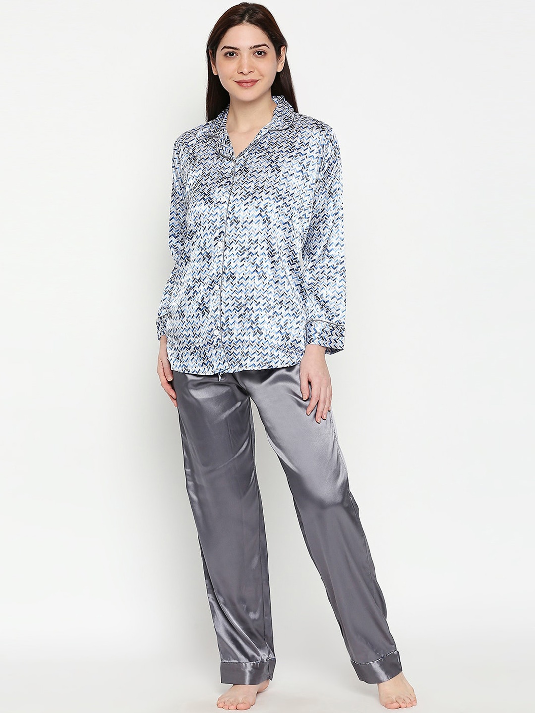 XIN Women Grey & Blue Printed Night suit