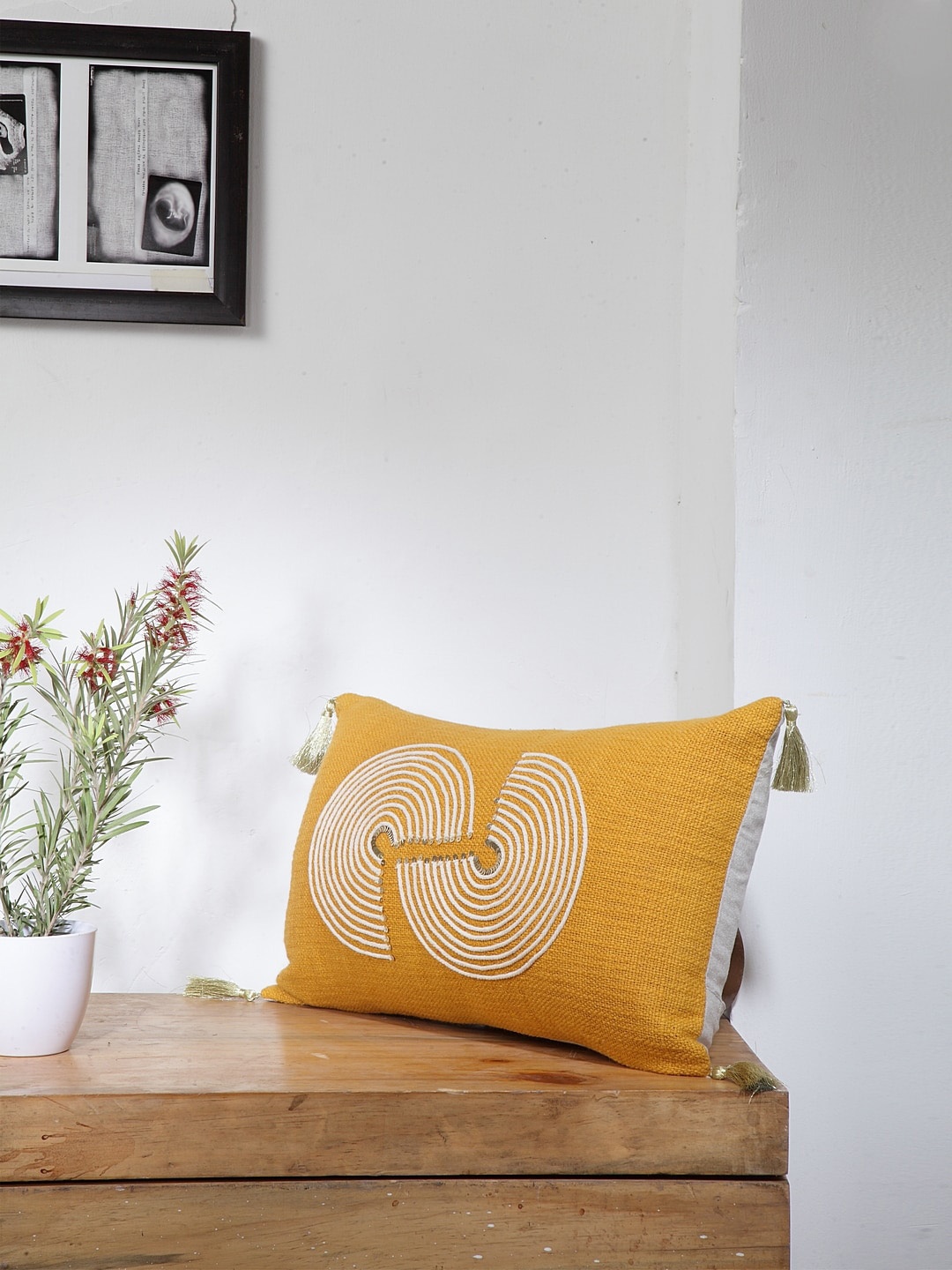 BLANC9 Yellow & Off-White Single Embroidered Rectangle Cushion Cover