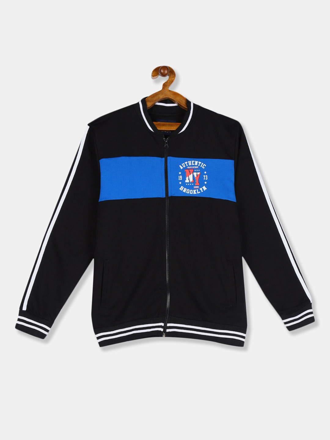 Cherokee Boys Black Printed Sweatshirt
Cherokee Boys Black Printed Sweatshirt