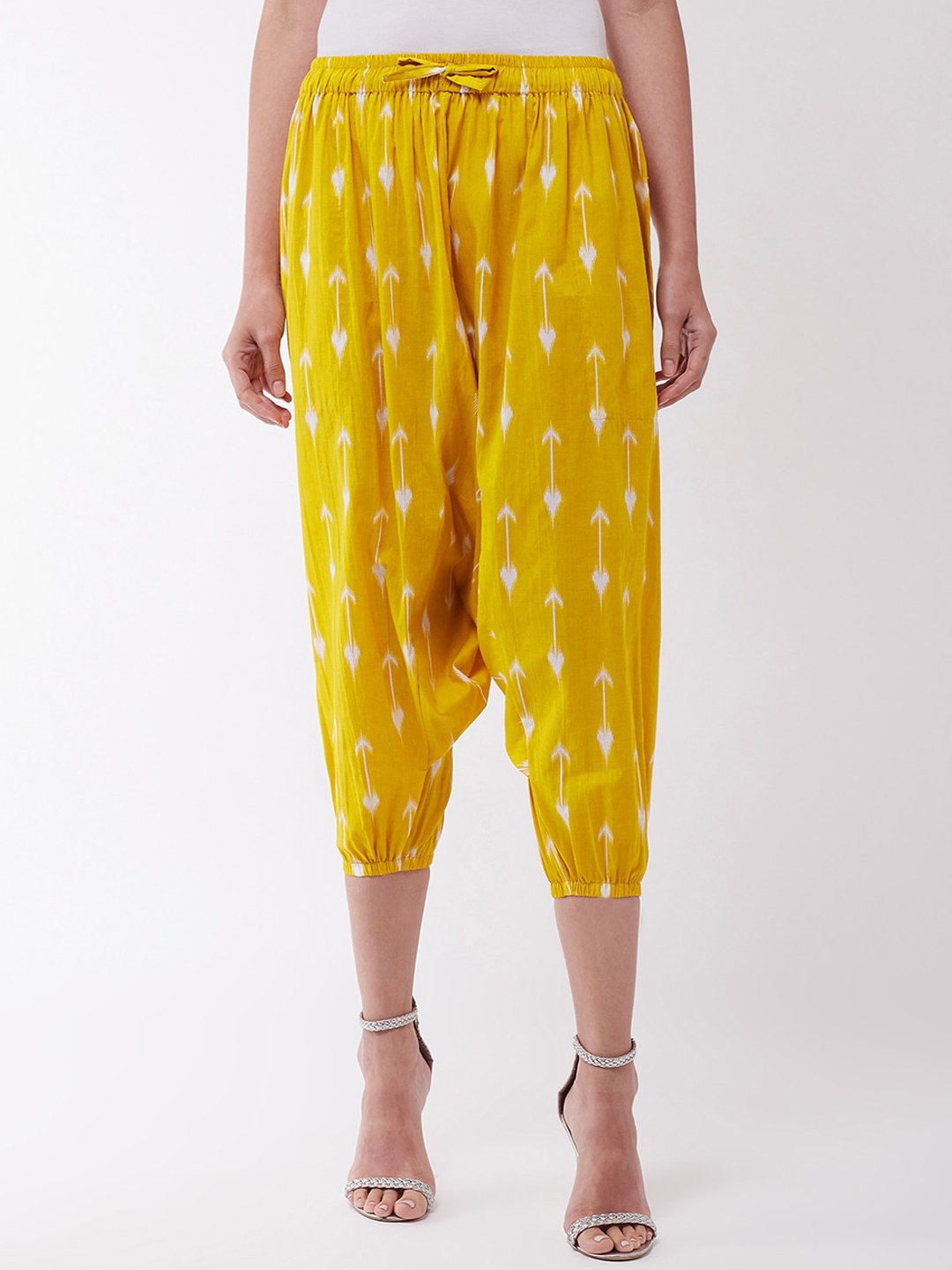 InWeave Women Yellow & White Arrow Printed Straight-Fit Harem Pants