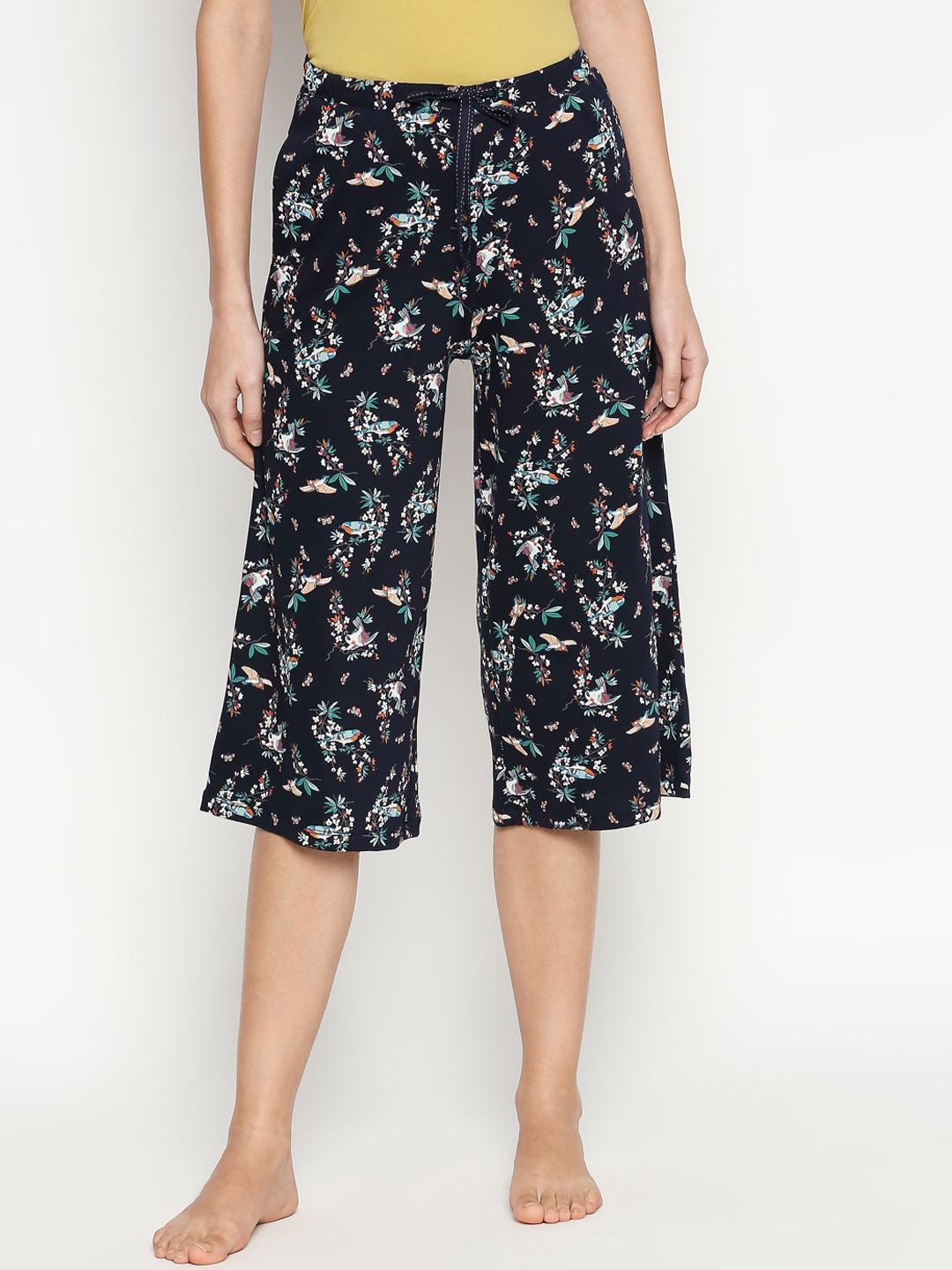 Dreamz by Pantaloons Women Navy Blue Printed Slim Fit Capris