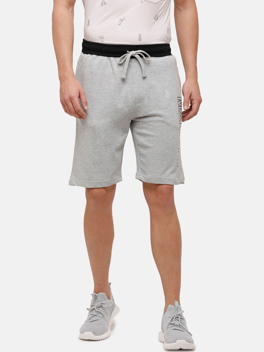 MADSTO Men Grey Melange Solid Regular Fit Shorts