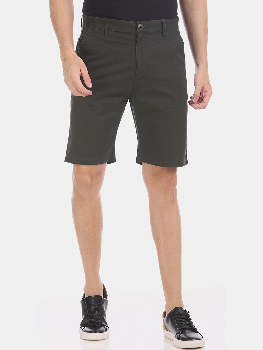 Ruggers Men Green Solid Regular Fit Chino Shorts