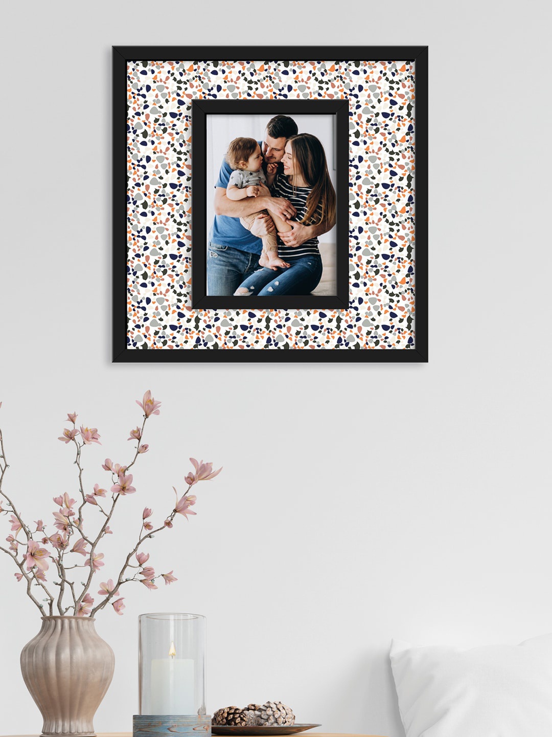 RANDOM Black & White Printed Wall Photo Frame
