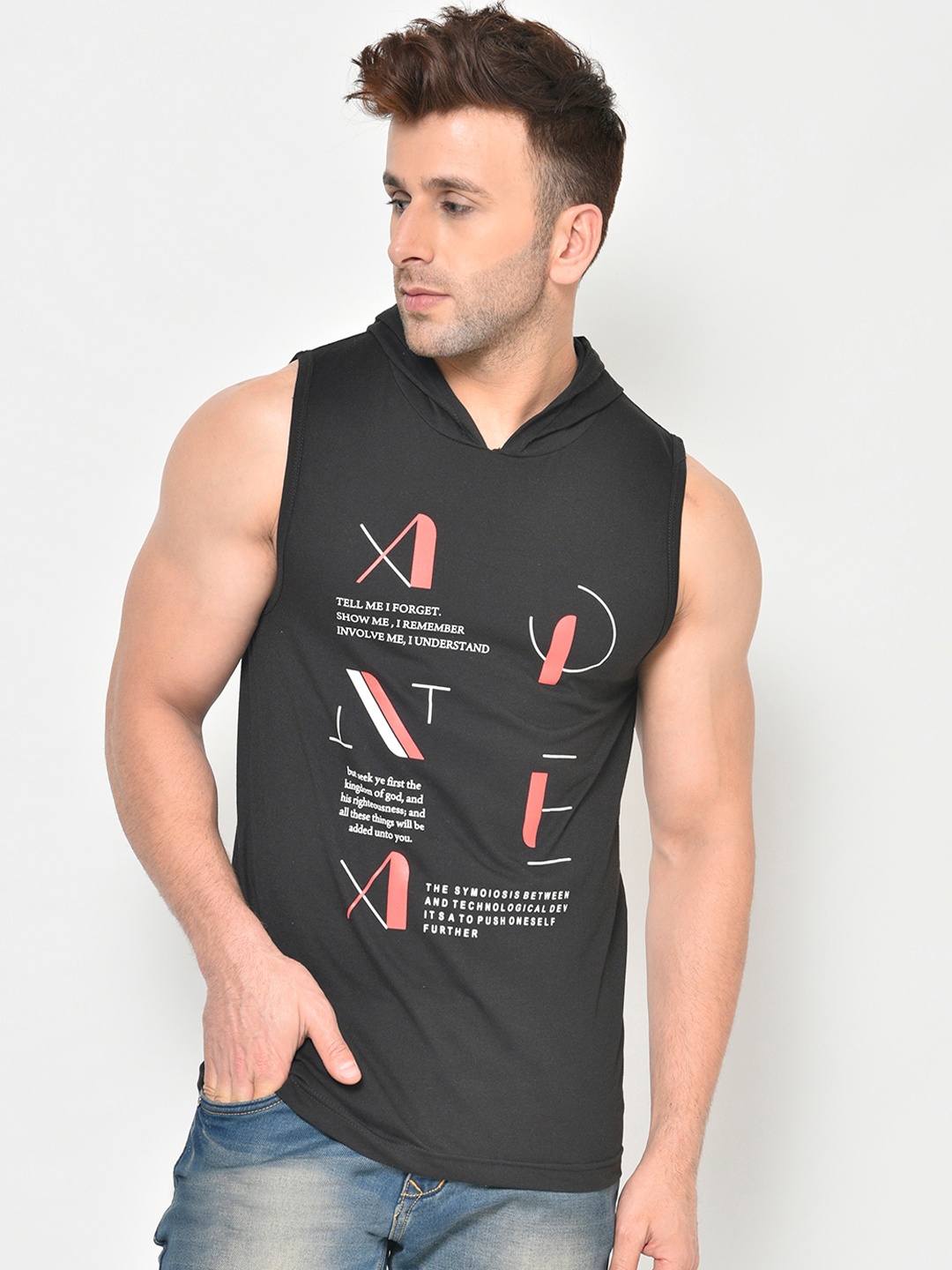 CHKOKKO Men Black Printed Hooded T-shirt