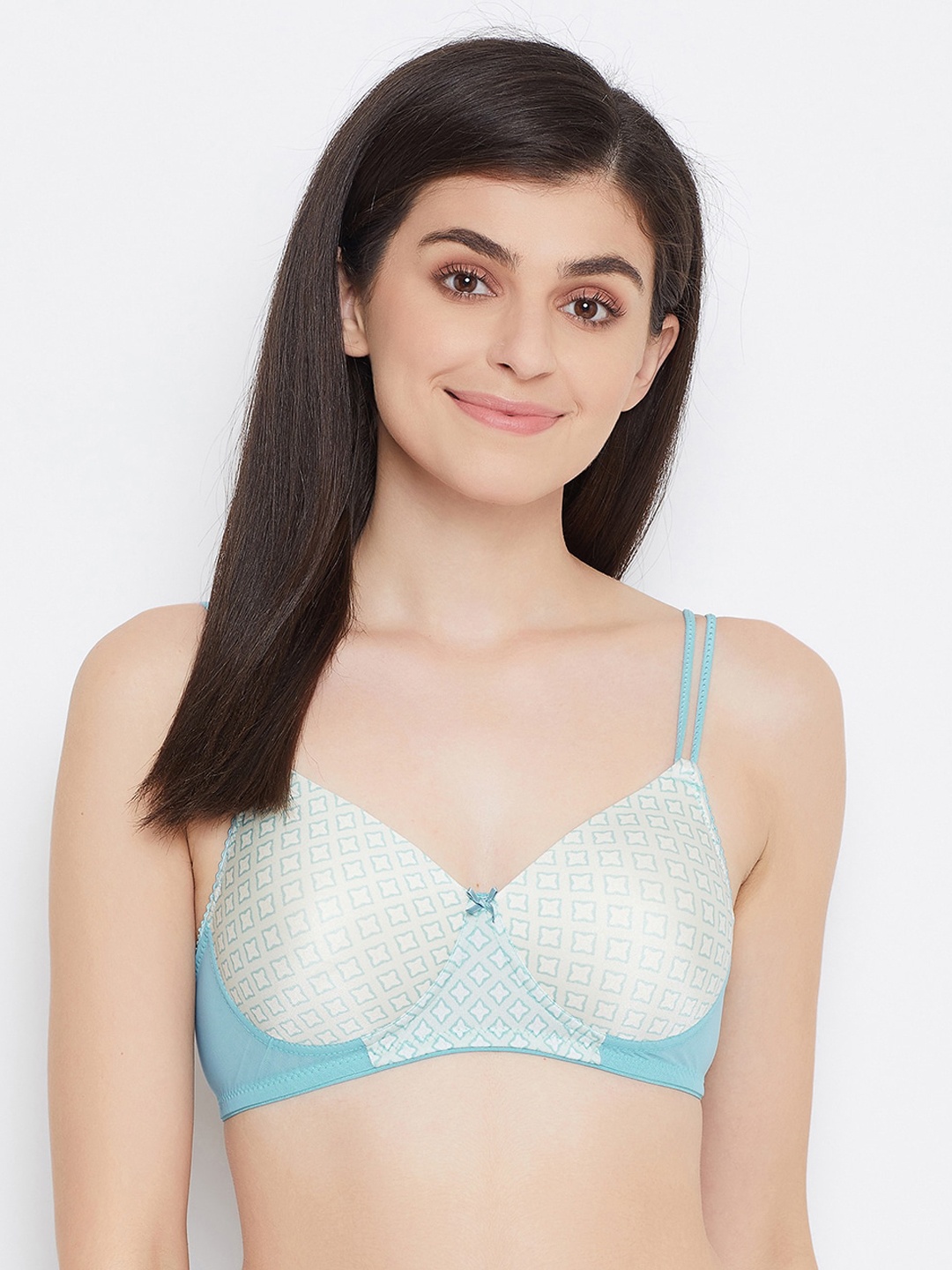 Clovia Turquoise Blue & Cream-Coloured Printed Non-Wired Lightly Padded T-shirt Bra BR1737
Clovia Turquoise Blue & Cream-Coloured Printed Non-Wired Lightly Padded T-shirt Bra BR1737