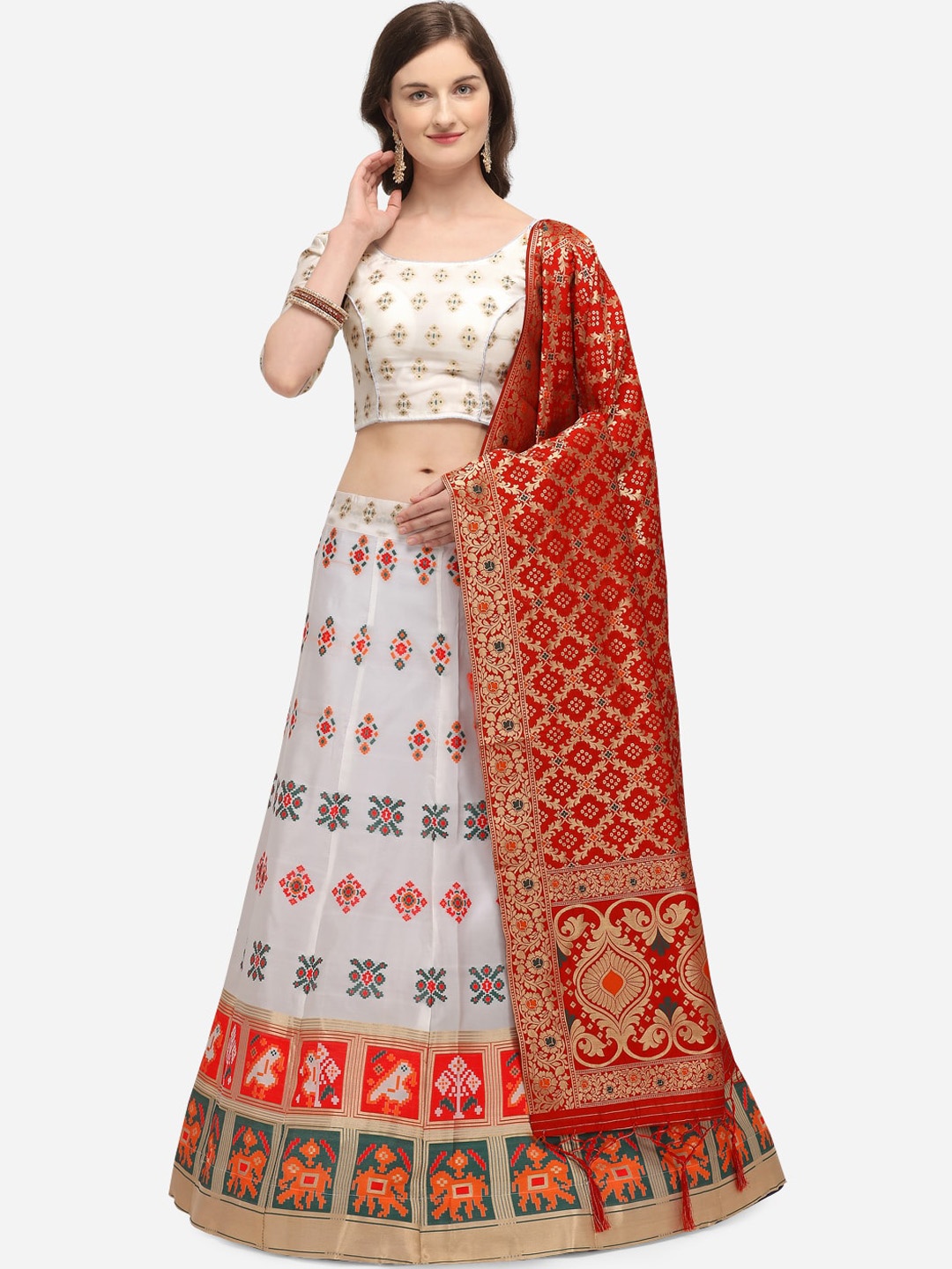 JATRIQQ White & Red Woven Design Semi-Stitched Lehenga & Unstitched Blouse with Dupatta
JATRIQQ White & Red Woven Design Semi-Stitched Lehenga & Unstitched Blouse with Dupatta