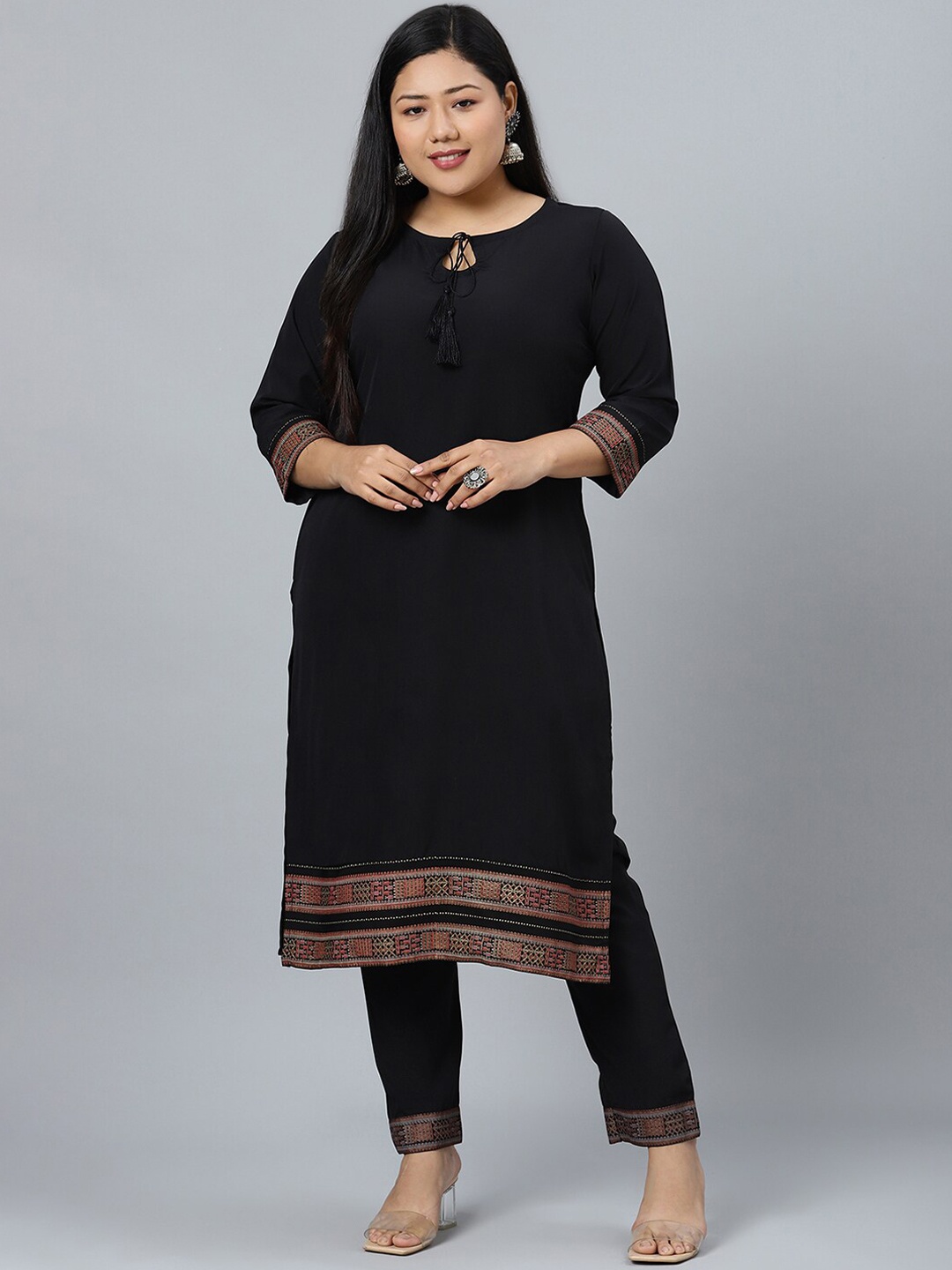 curveZI by Ziyaa Women Black Solid Kurta with Trousers
