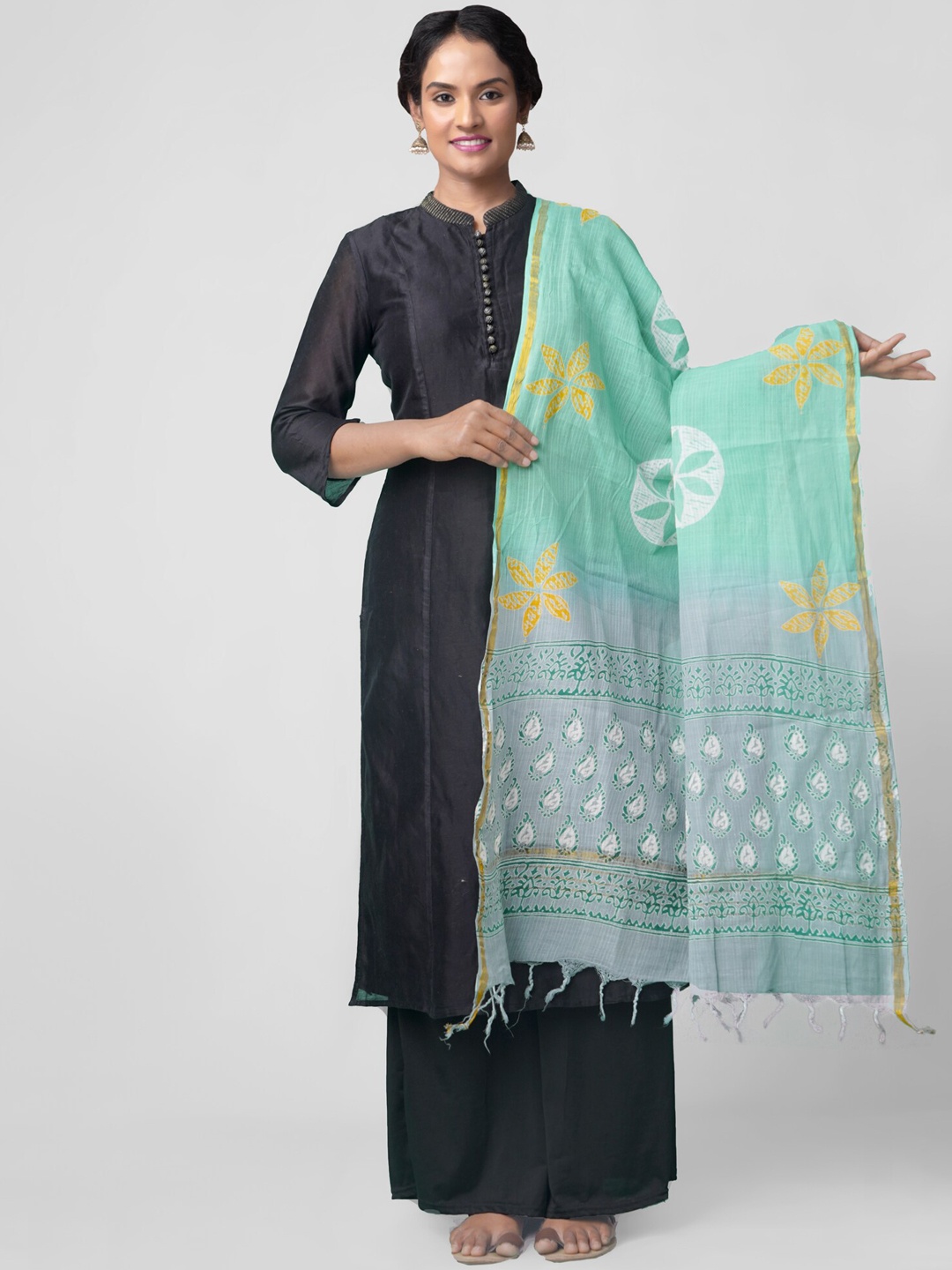 Unnati Silks Green & White Printed Dupatta
