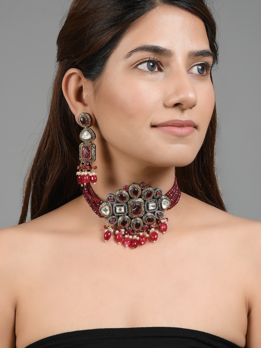 Silvermerc Designs Gold-Plated Maroon & White Kundan-Studded & Beaded Antique Jewellery Set
Silvermerc Designs Gold-Plated Maroon & White Kundan-Studded & Beaded Antique Jewellery Set