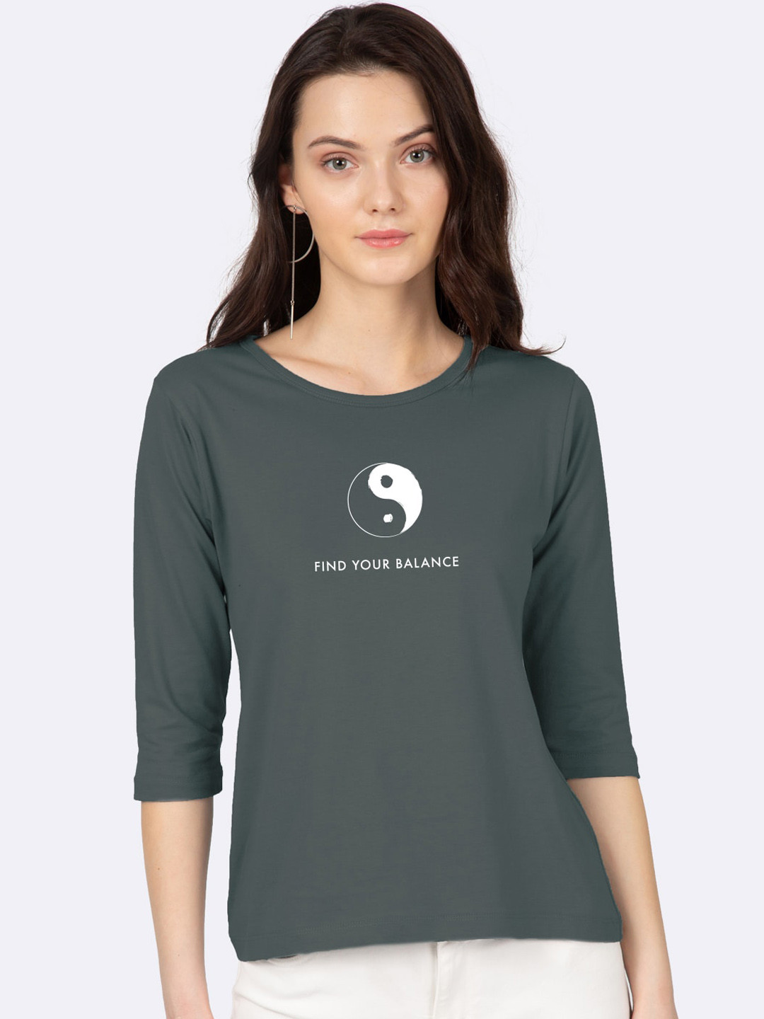 Bewakoof Women Grey Printed Round Neck Pure Cotton T-shirt 
Bewakoof Women Grey Printed Round Neck Pure Cotton T-shirt
