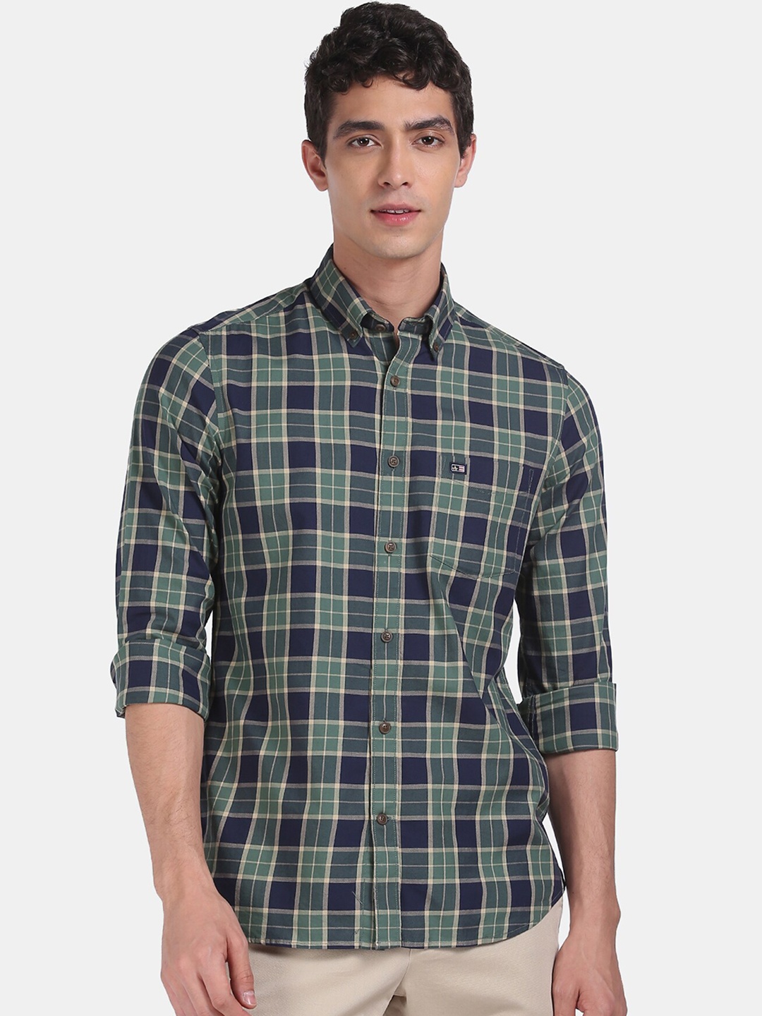 Arrow Sport Men Green & Black Regular Fit Checked Casual Shirt