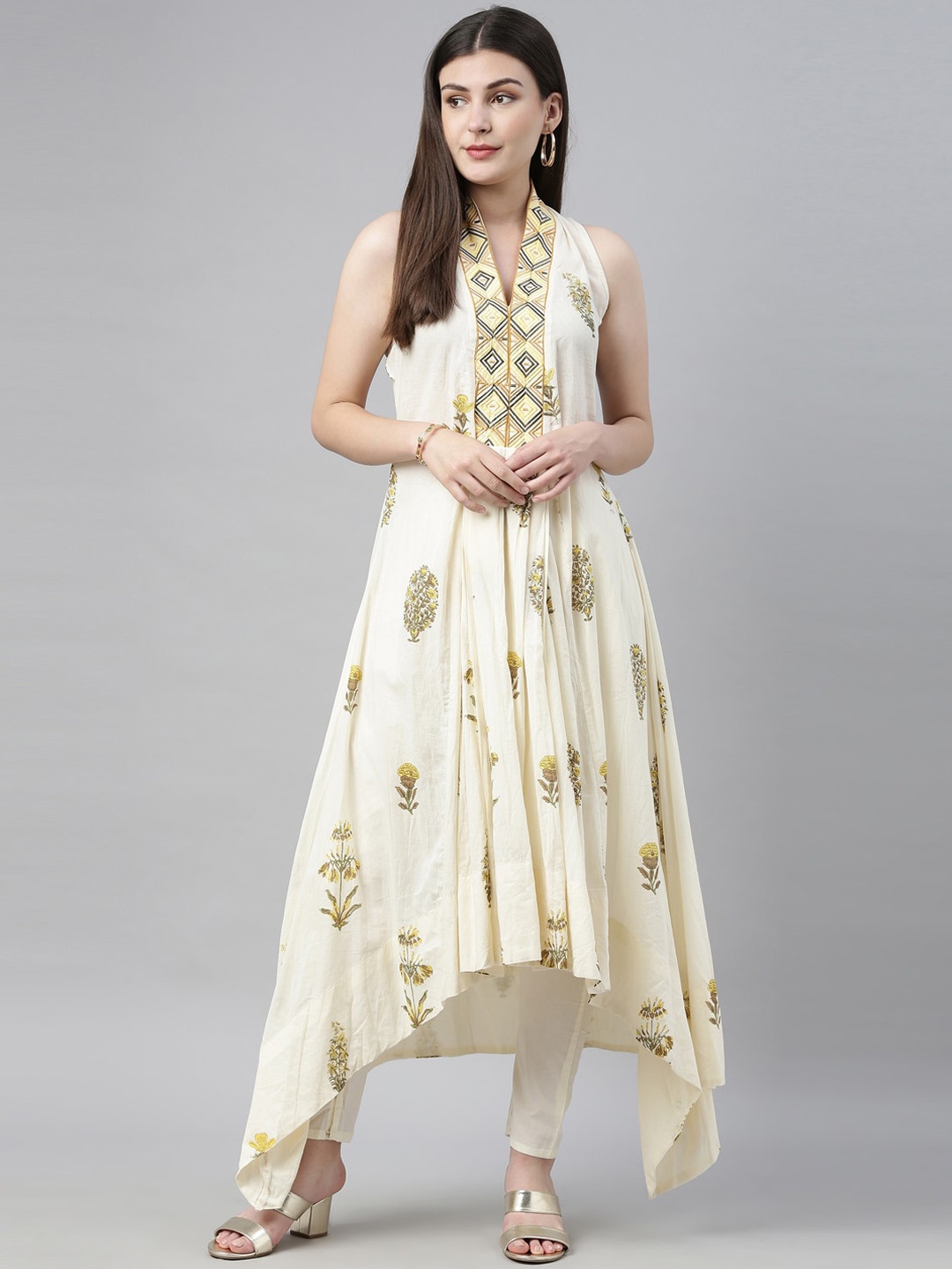 Neerus Women Cream-Coloured Printed Kurta with Salwar