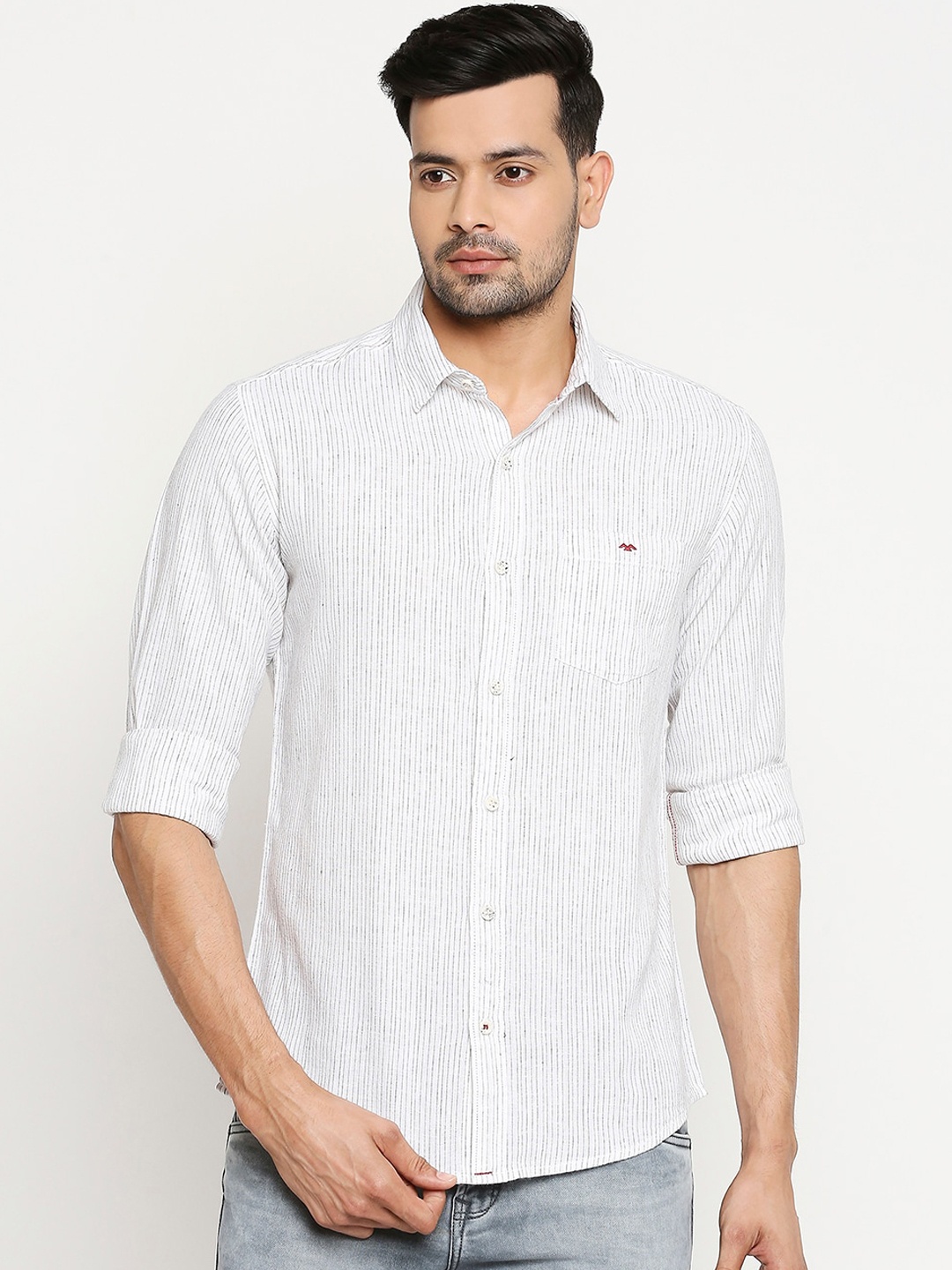 Mufti Men White Slim Fit Striped Casual Shirt