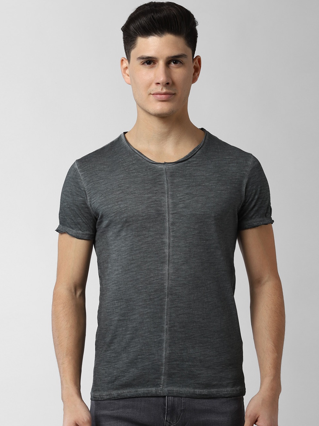 Peter England Casuals Men Grey Solid Round Neck T-shirt