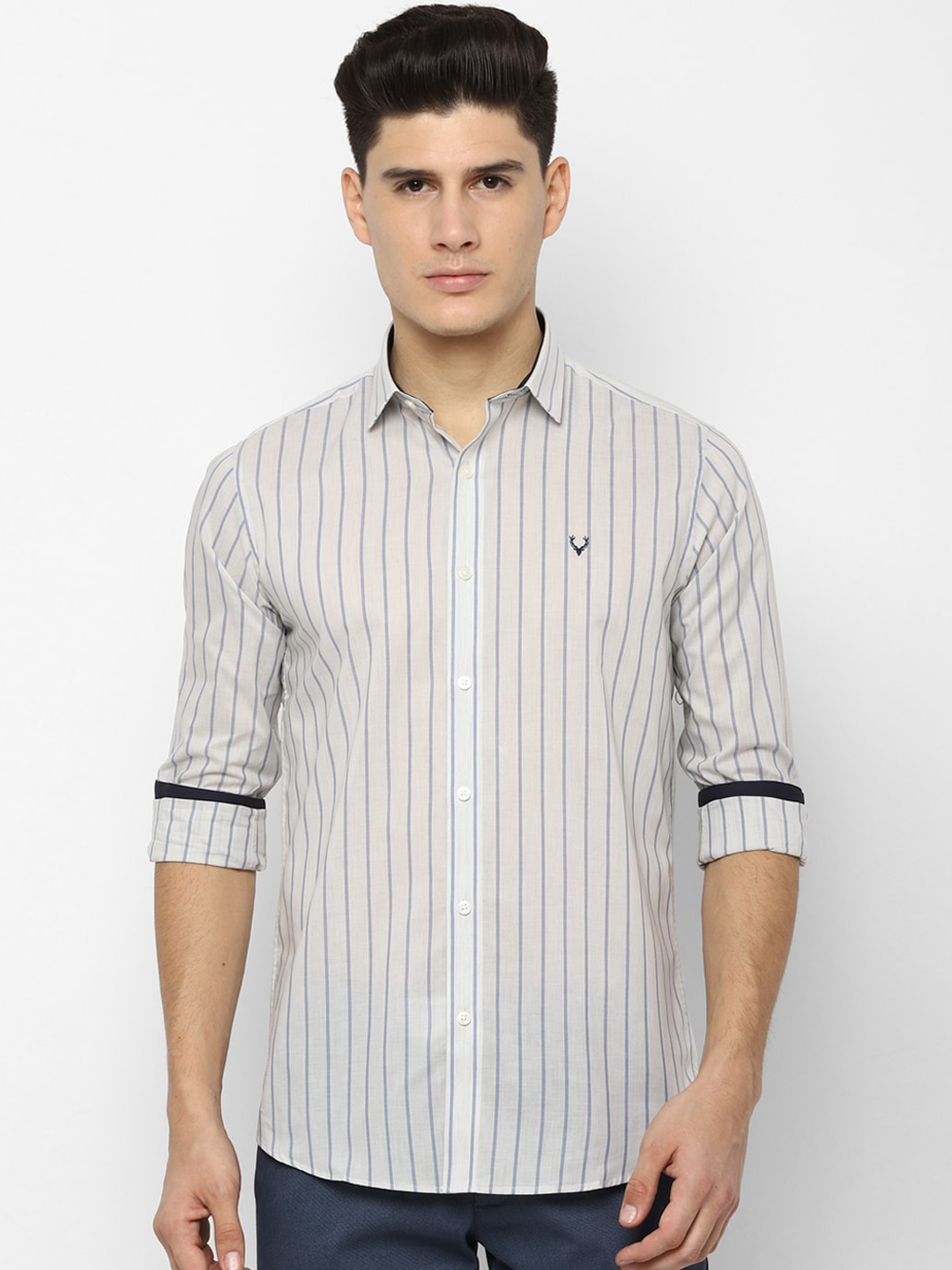 Allen Solly Men Off-White & Blue Slim Fit Striped Cotton Casual Shirt