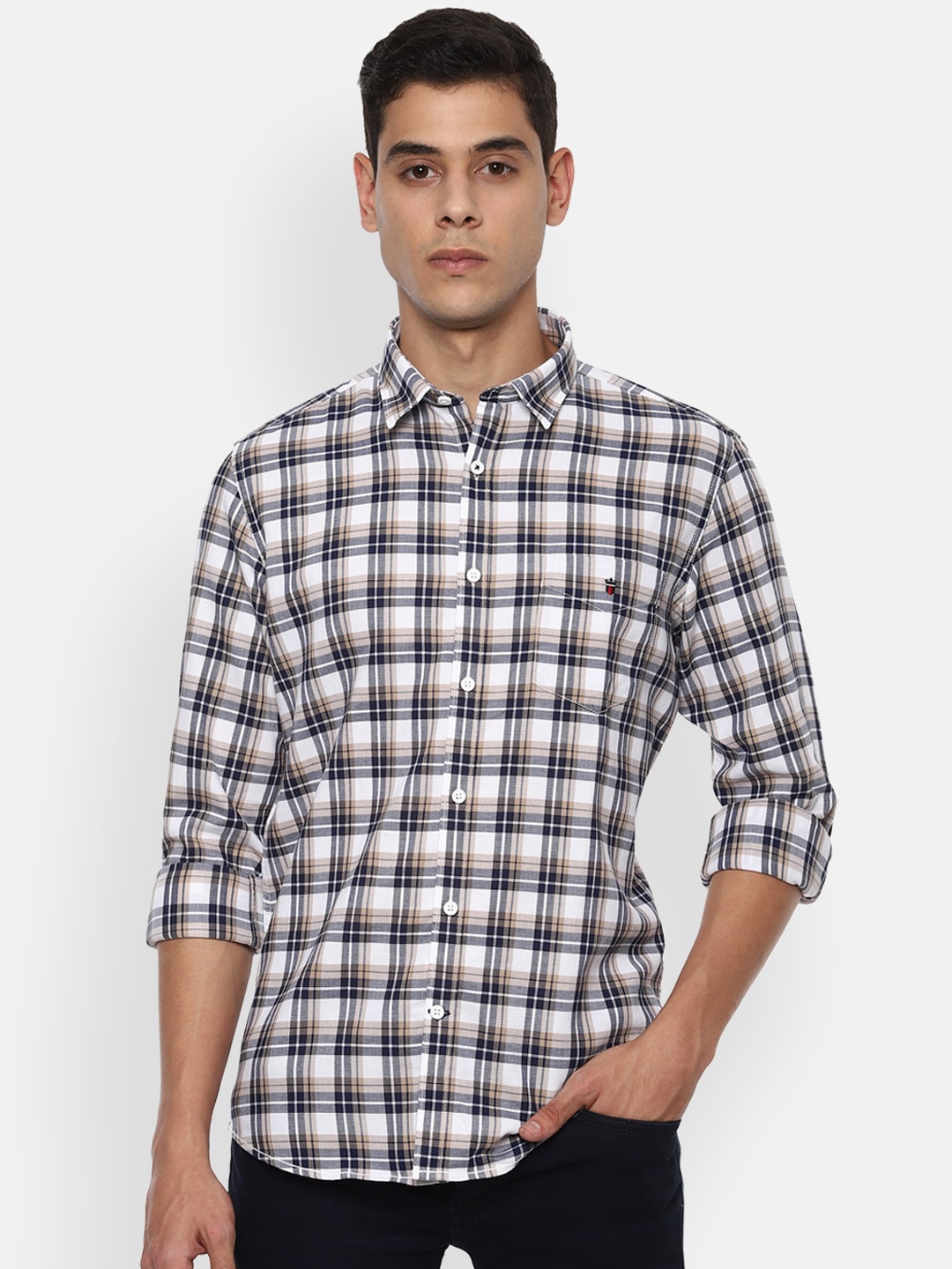 Louis Philippe Sport Men White & Navy Blue Pure Cotton Slim Fit Checked Casual Shirt
Louis Philippe Sport Men White & Navy Blue Pure Cotton Slim Fit Checked Casual Shirt