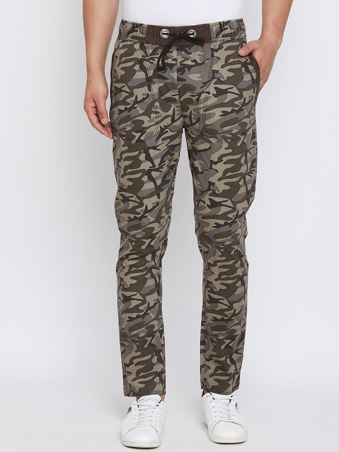 Spirit Men Olive Green & Grey Camouflage Printed Cotton Track Pants